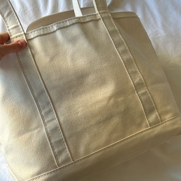 LL Bean Boat n Tote - Picture 9 of 10